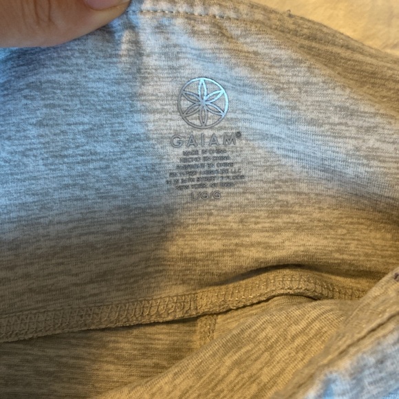 Gaiam grey capri length leggings - Picture 2 of 4